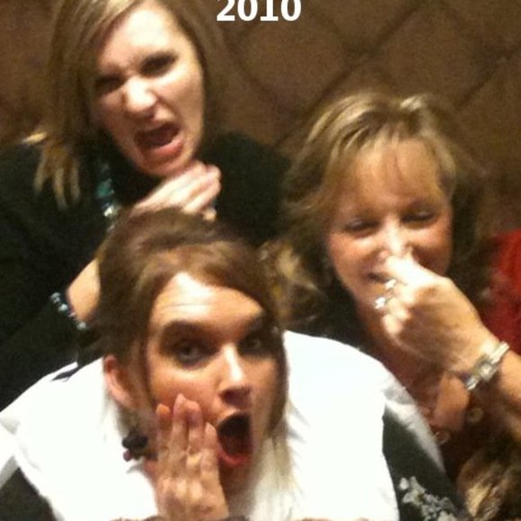 Meet your Posher, Cindy - Picture 5 of 13